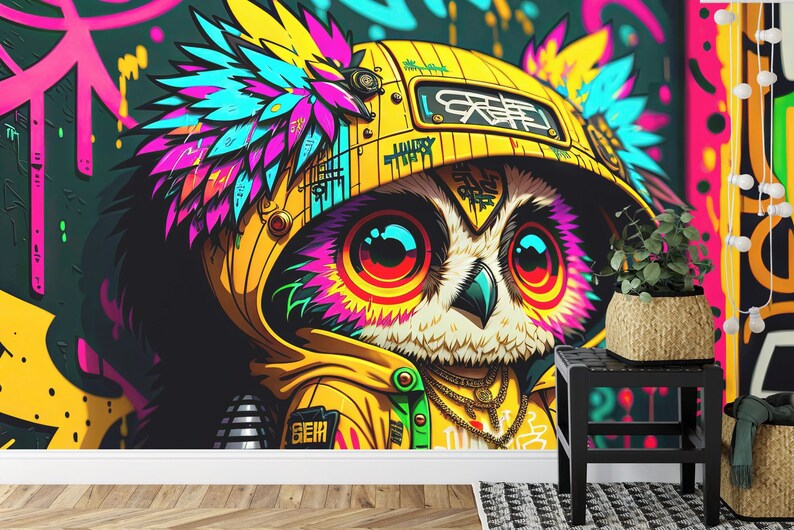 Colorful Graffiti Owl Mural, Street Art View Wallpaper