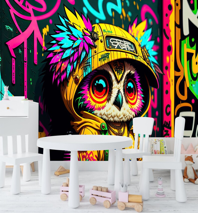 Colorful Graffiti Owl Mural, Street Art View Wallpaper
